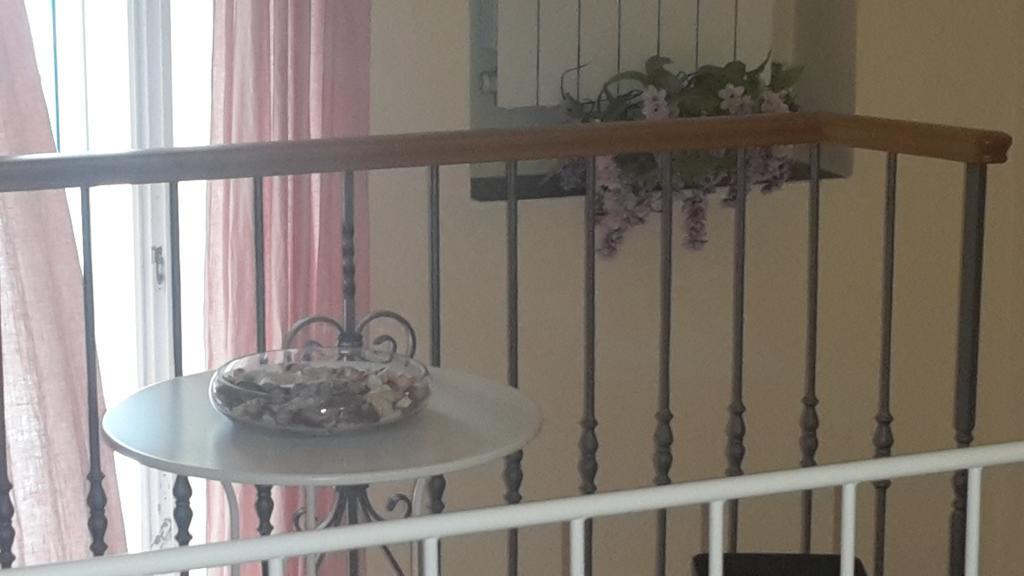 לינה וארוחת בוקר Vietri Le Terrazze Di Cristina מראה חיצוני תמונה